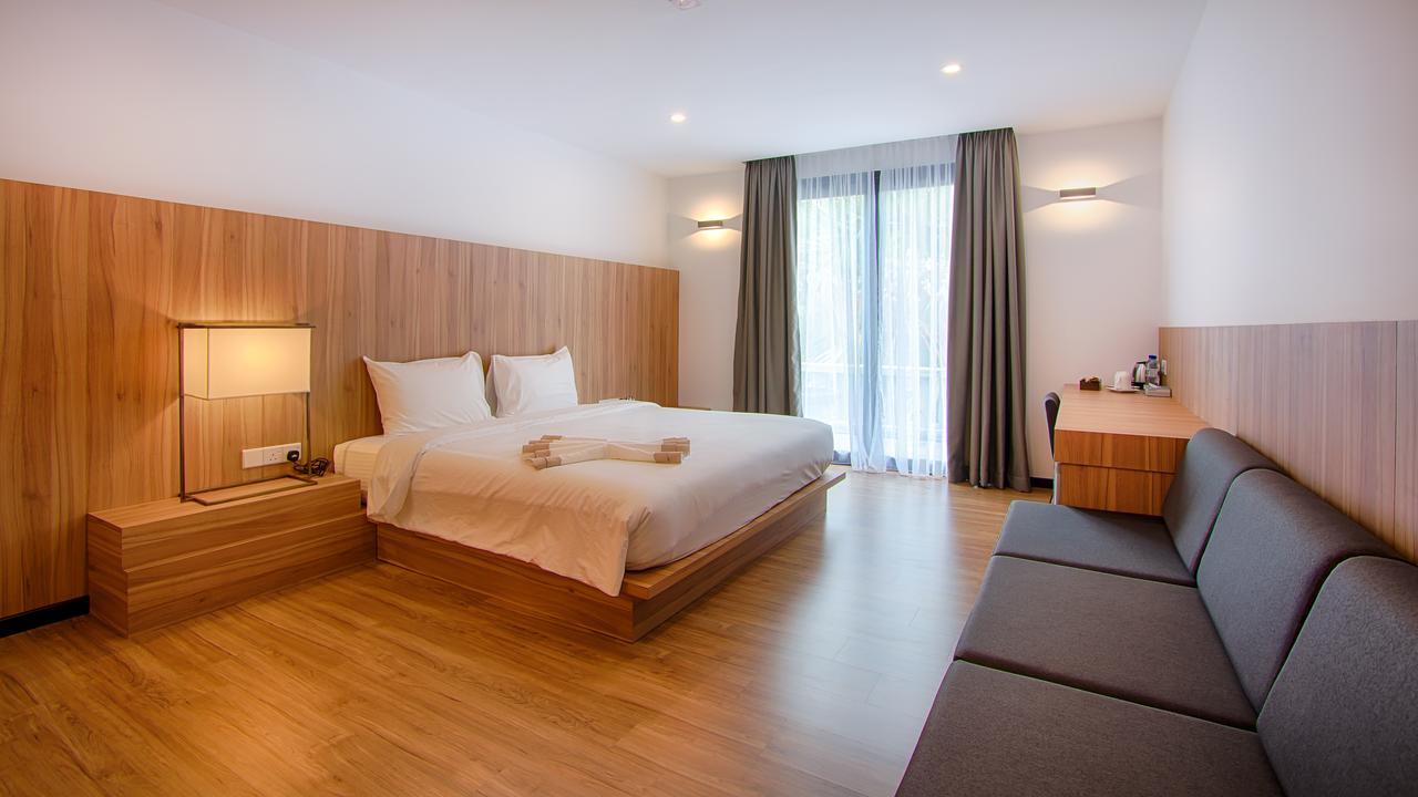 ลอต 33 บูทิก โฮเต็ล Hotel ปันไตเจอนัง ภายนอก รูปภาพ